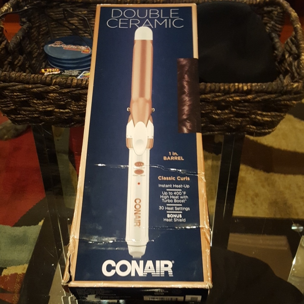 CONAIR CURLING IRON